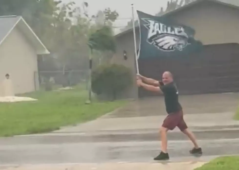 Hurricane Can&#8217;t Stop Jersey Eagles Fan Living in FL. [VIDEO]