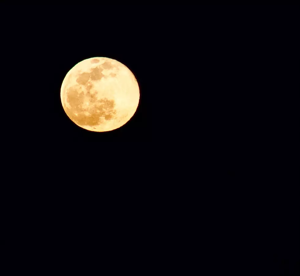 Stunning ‘Harvest Moon’ Rises Over New Jersey This Weekend