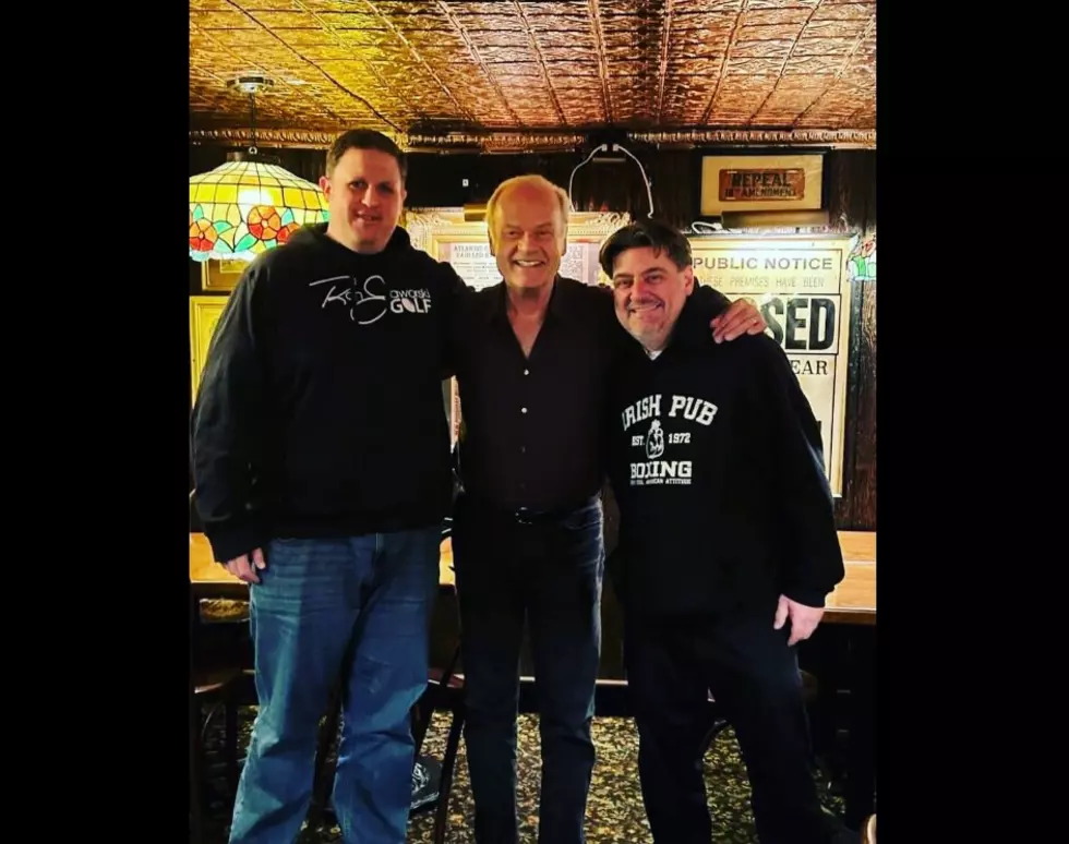 Kelsey Grammer Stayed Up Late At Atlantic City&#8217;s Irish Pub