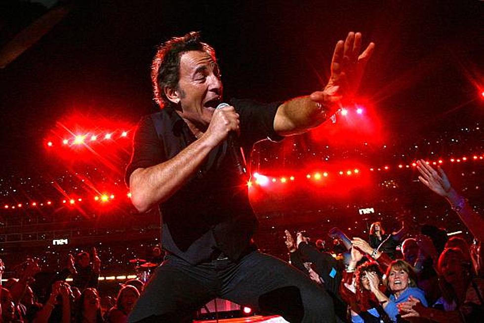 New Jersey&#8217;s Springsteen Talks About Illness That forced Him to Cancel Tour