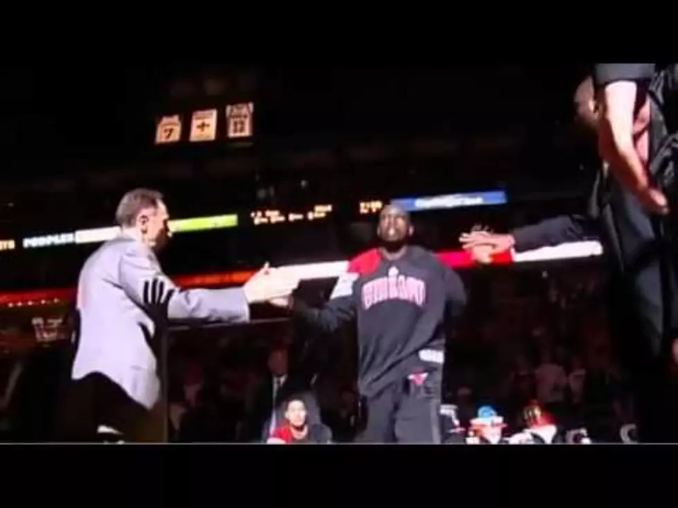 Will Ferrell Introduces Starting Lineup During Bulls/Hornets Game &#8211; [VIDEOS]