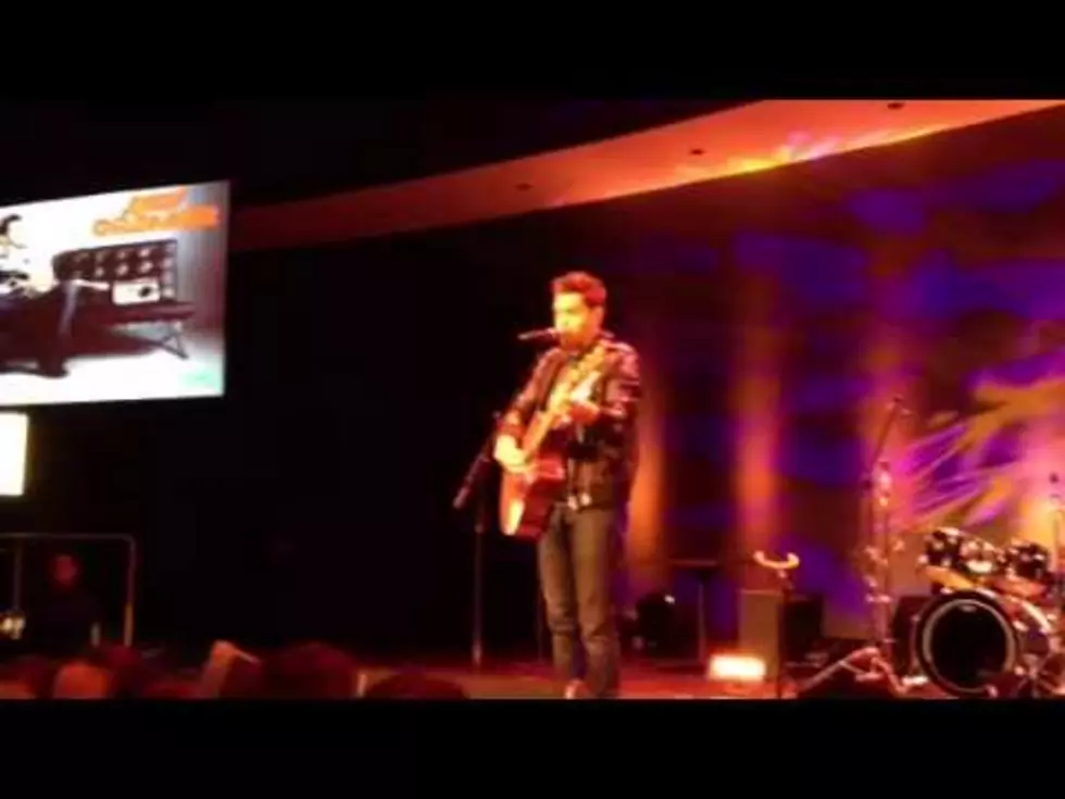 Andy Grammer Sings Maroon 5 Cover [VIDEO]