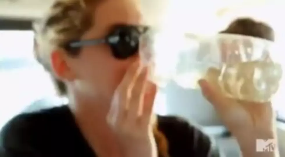 Watch Kesha Drink Her Own Pee (If You Dare) [VIDEO/POLL]