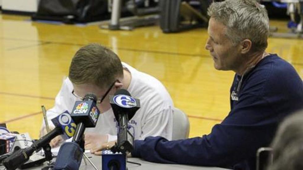 Teenager with Down Syndrome Signs Contract With the 76ers