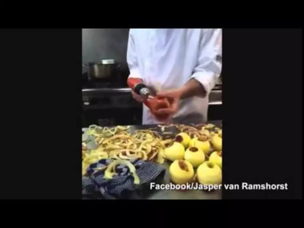 How to Peel Apples in Three Seconds [VIDEO]
