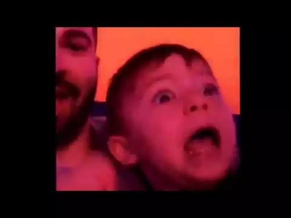 Awesome Little Kid Loses it When He Sees Fireworks for the First Time [VIDEO]