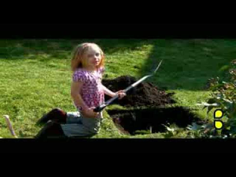 You Won’t Believe Why This Little Girl is Digging a Grave [VIDEO/NSFW]