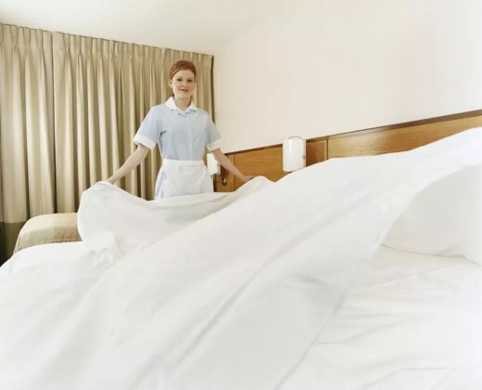 Tip Hotel Housekeeping?