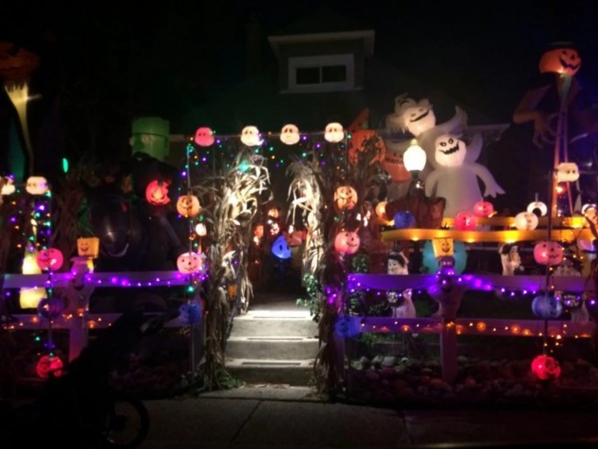 This Might Be South Jersey's Most Outrageously Decorated House for Hallowen