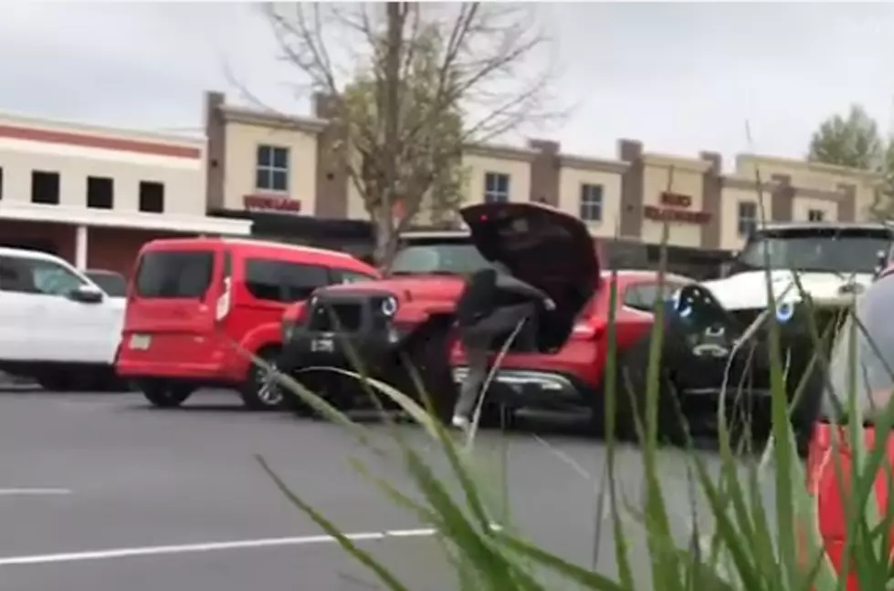 Bad Parker Forced to Climb Through Trunk After Jeeps Revenge