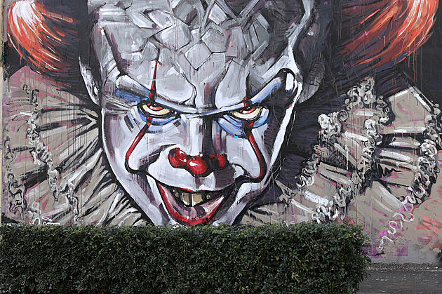 Which &#8216;Pennywise&#8217; Clown is SCARIER: Old or New?