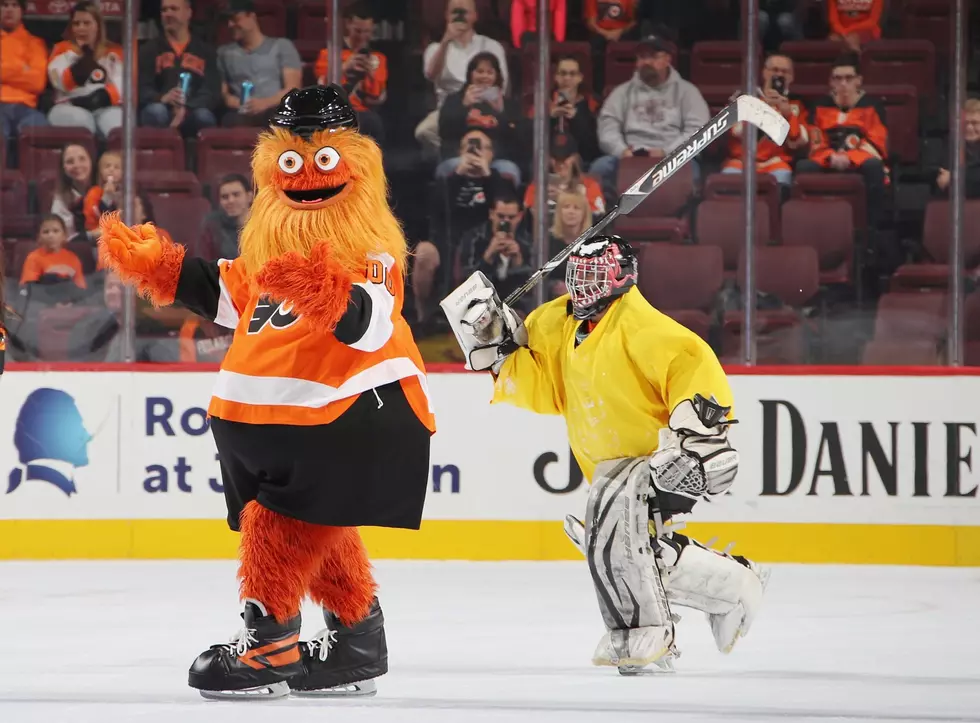 The &#8216;True&#8217; Identity of Flyers Mascot Gritty is Revealed by Conan O&#8217;Brien