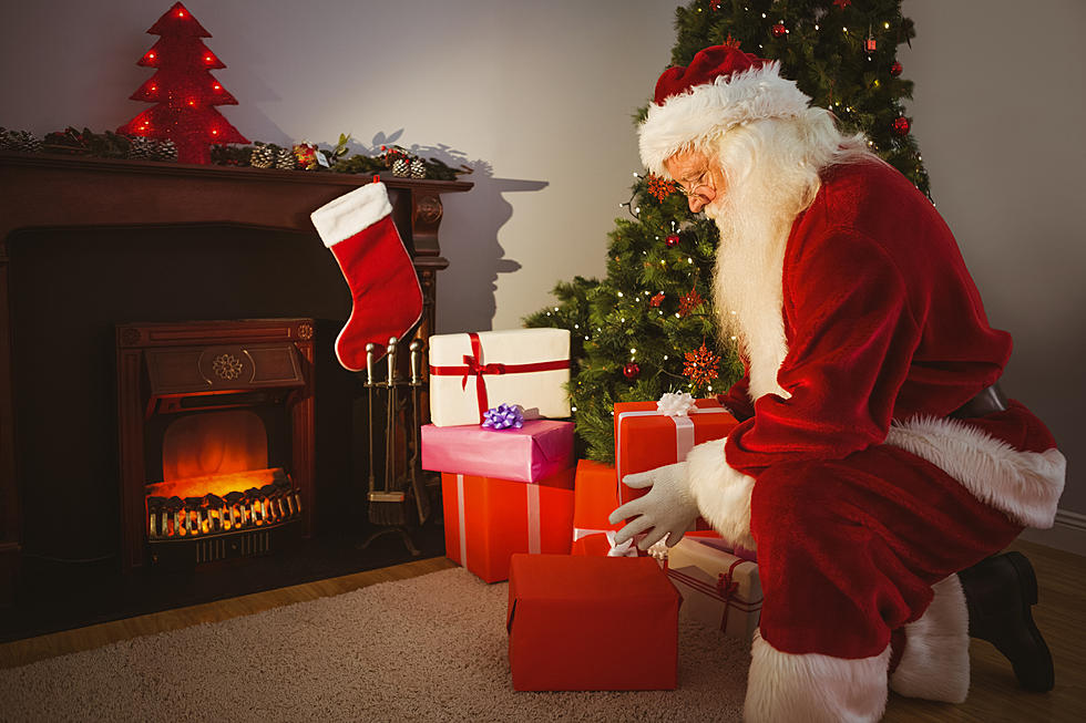 santa living room picture