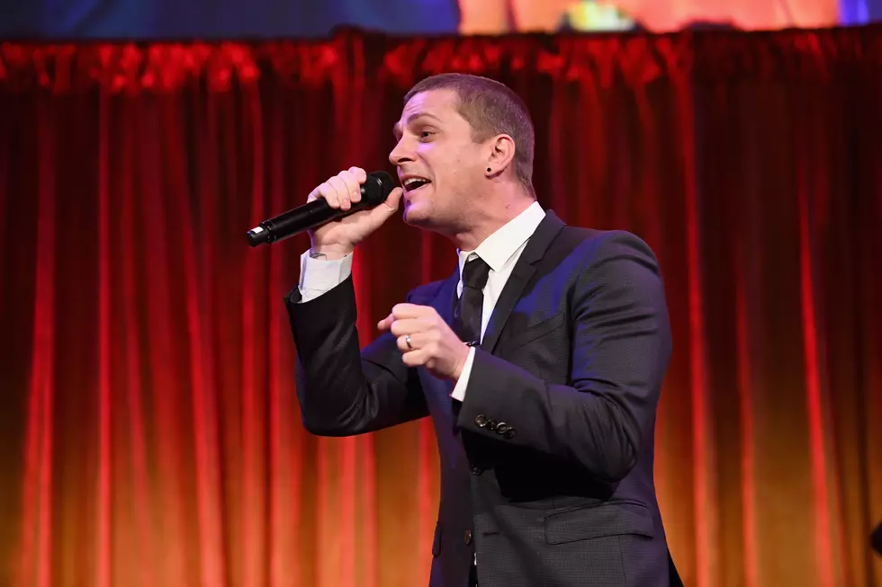 Musician Rob Thomas Calls Out Atlantic City Newspaper on Twitter