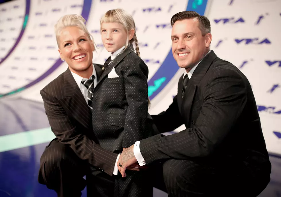 Pink’s Kids Present Her with a Grammy, Sort Of