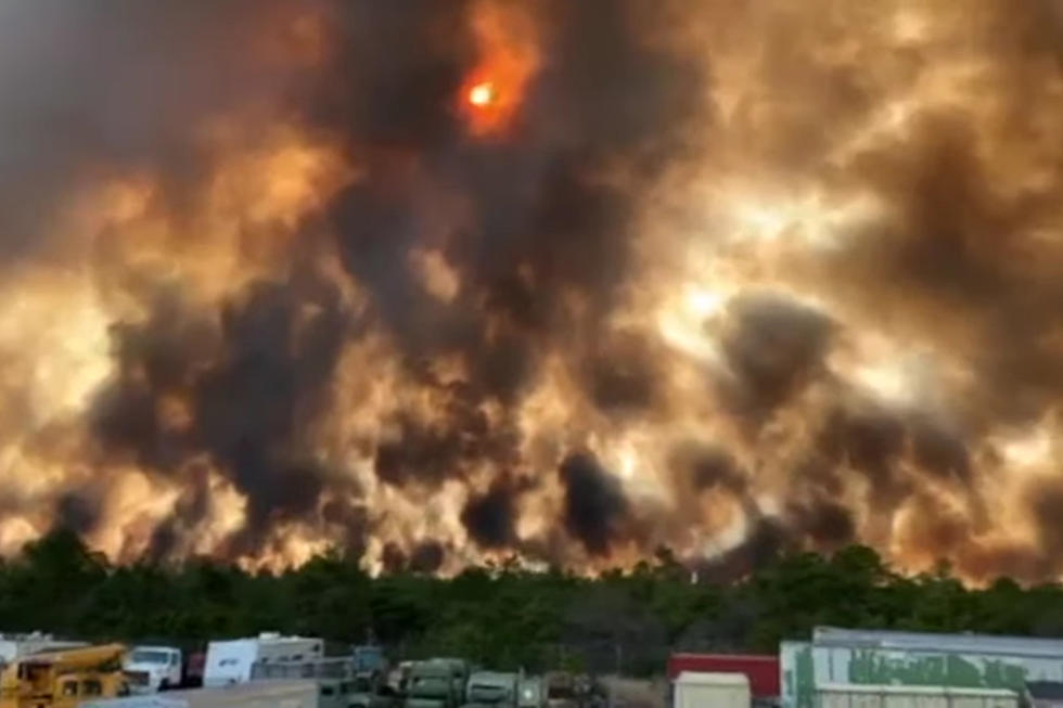Pine Barrens Forest Fire Closes Route 72 [VIDEO]