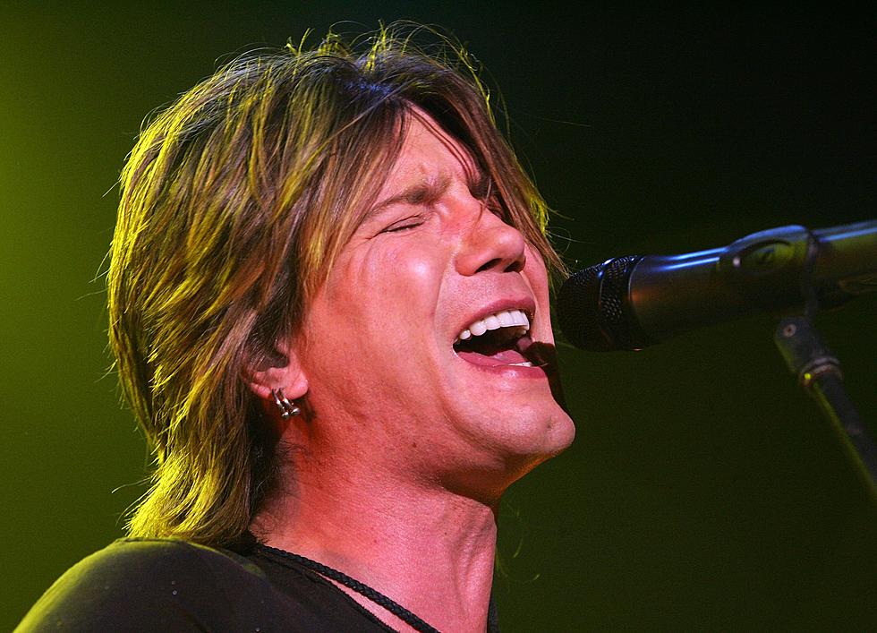 Goo Goo Dolls Want You to Come Backstage to Meet Them!