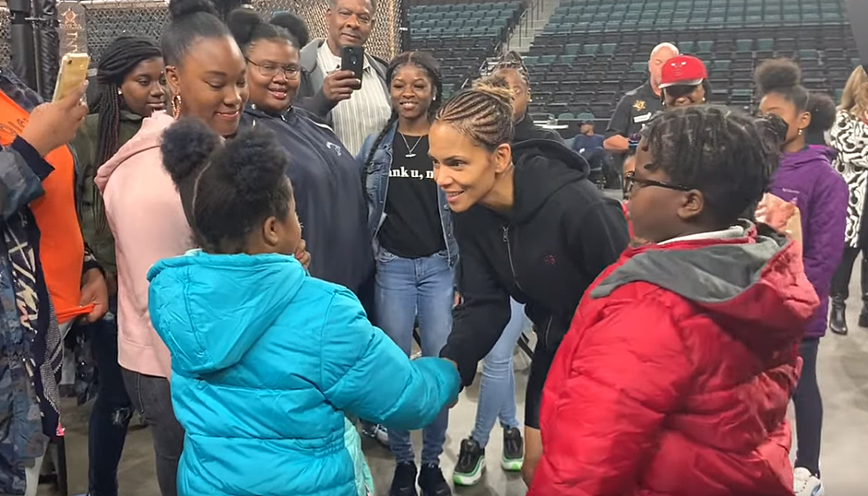 Halle Berry Has Inspiring Words for Youth in Atlantic City [VIDEO]