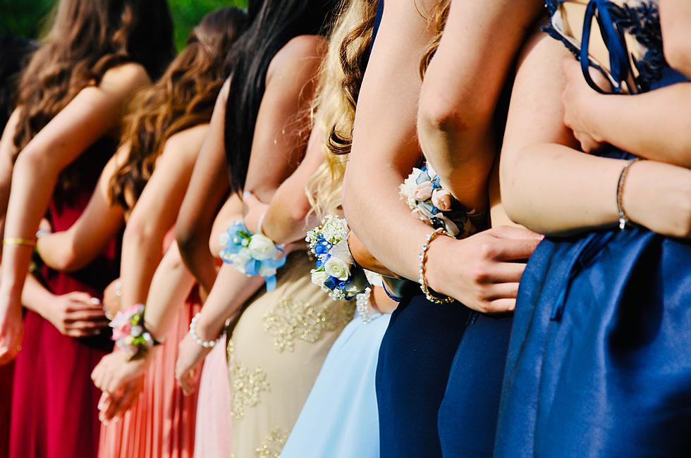 South Jersey Teens: How&#8217;d You Like a Free Prom Gown?