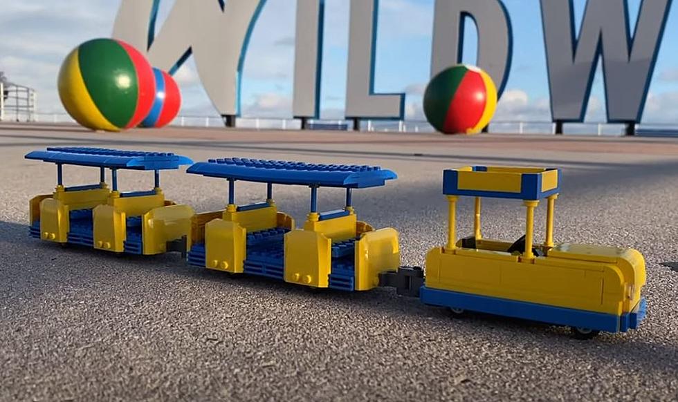 A LEGO Version of the Wildwood, NJ Boardwalk Tramcar Exists