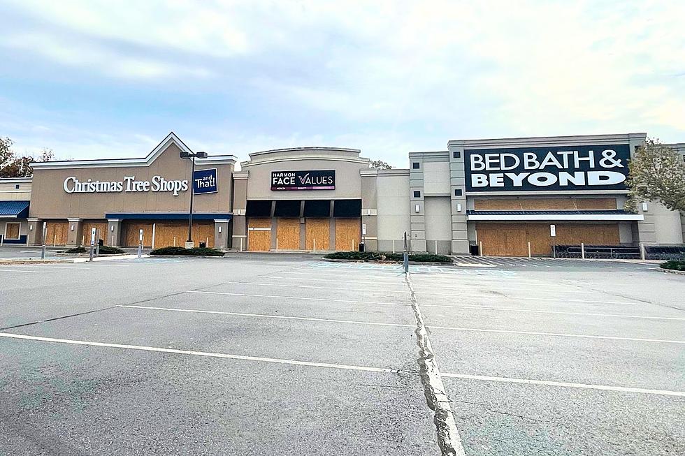 The Most Depressing Shopping Center in South Jersey