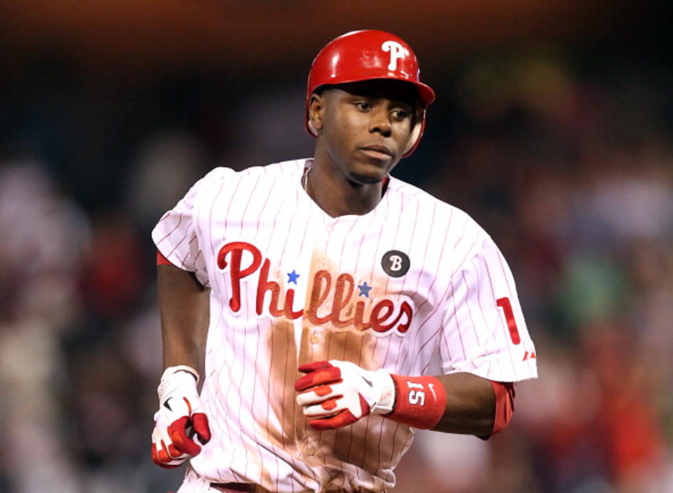 John Mayberry, Phillies Avoid Arbitration