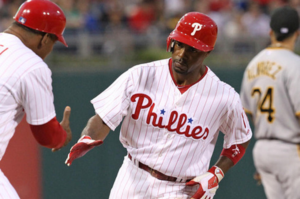 Jimmy Rollins Exits with Strained Hamstring