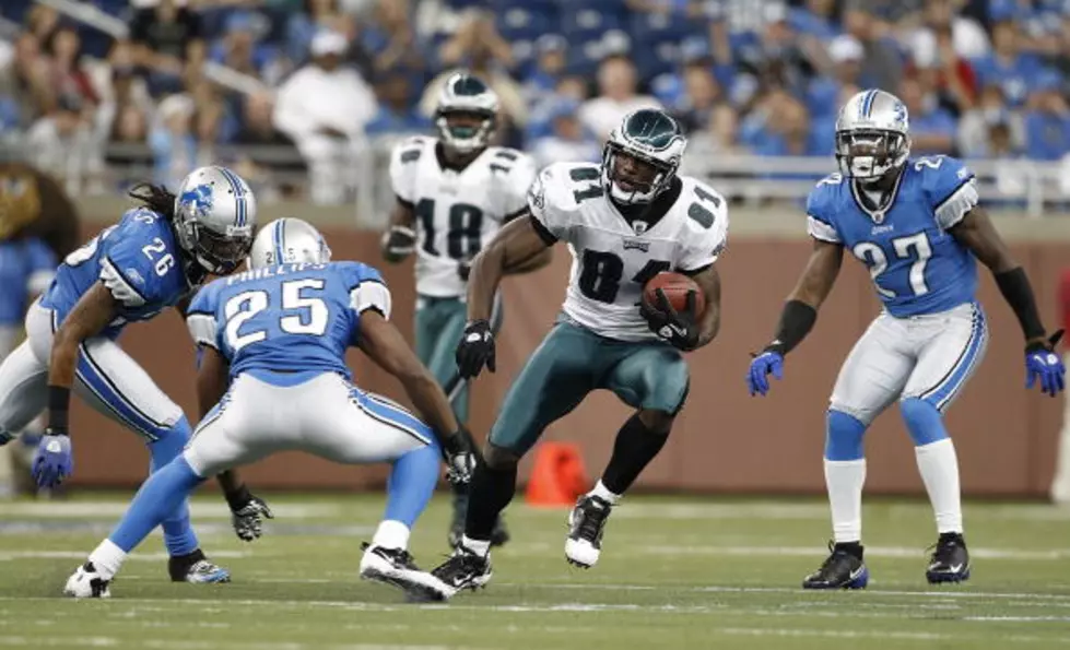 Former Eagles Wide Out Jason Avant Signs with Carolina