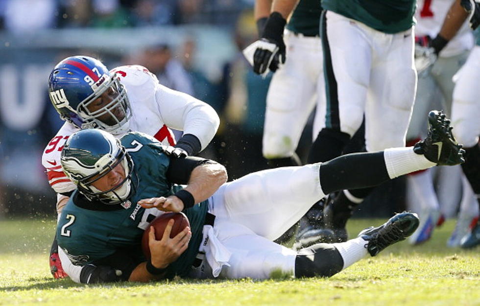 Vick Leaves Early, Giants Top Eagles