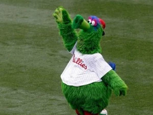 Phillie Phanatic, Mr Met, MLB mascots now permitted in parks – KXAN Austin