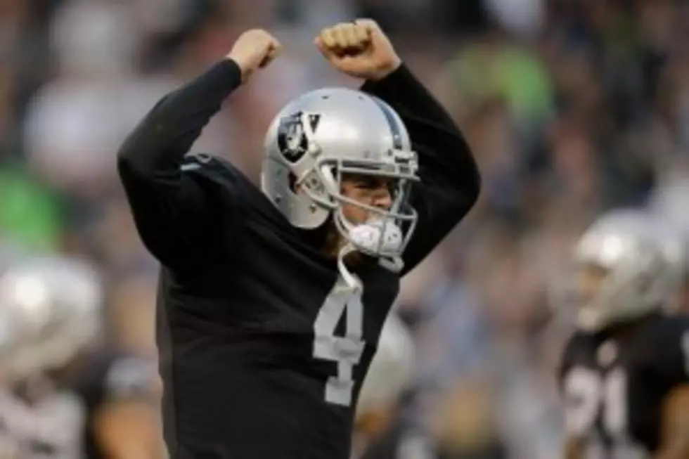 Oakland Raiders to Start Rookie Derek Carr in Opener