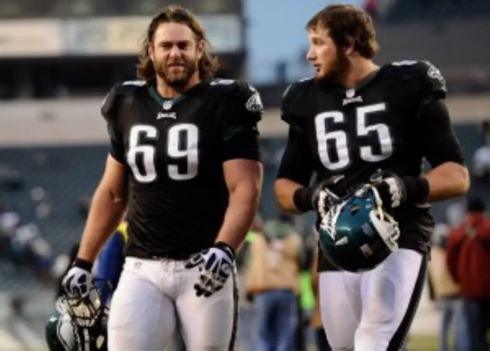 Report: Eagles Trying to Deal Evan Mathis