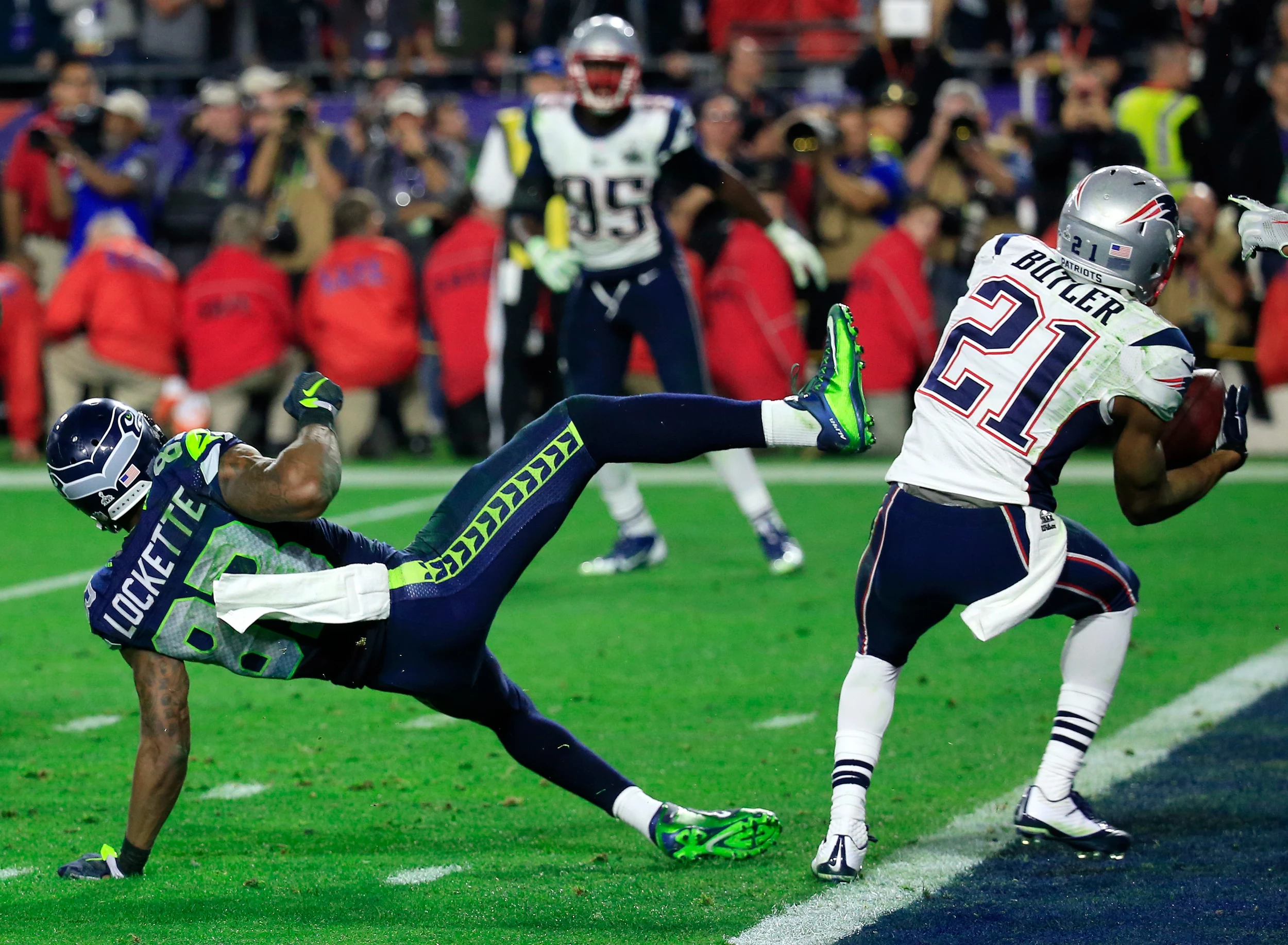 Patriots rally to beat Seahawks for fourth Super Bowl win