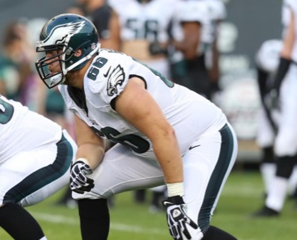 Eagles Camp Notes: Andrew Gardner Settling in at Right Guard