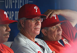 Phillies Extend Manager Pete Mackanin&#8217;s Contract