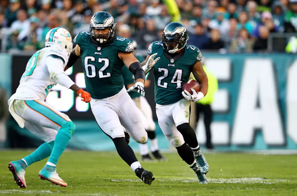 Kelce at the ‘center’ of Eagles’ problems