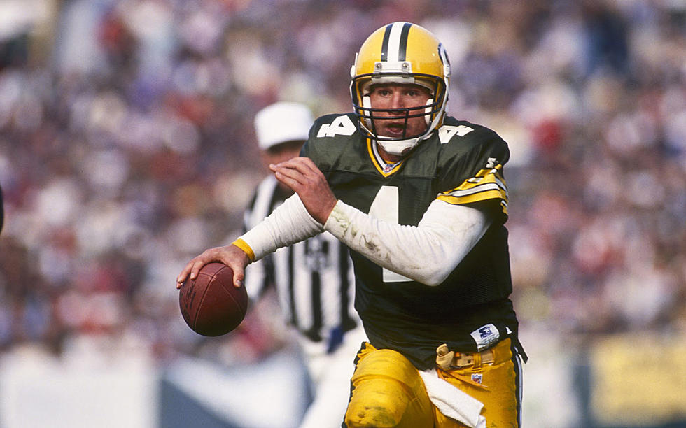 Favre, Owens Among 15 Hall of Fame Finalists
