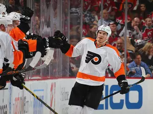 Flyers Brayden Schenn Comfortable Playing Center