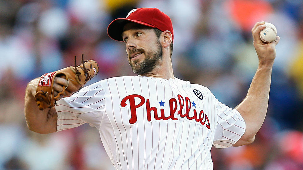 Report - Cliff Lee Could Retire Due to Elbow Injury
