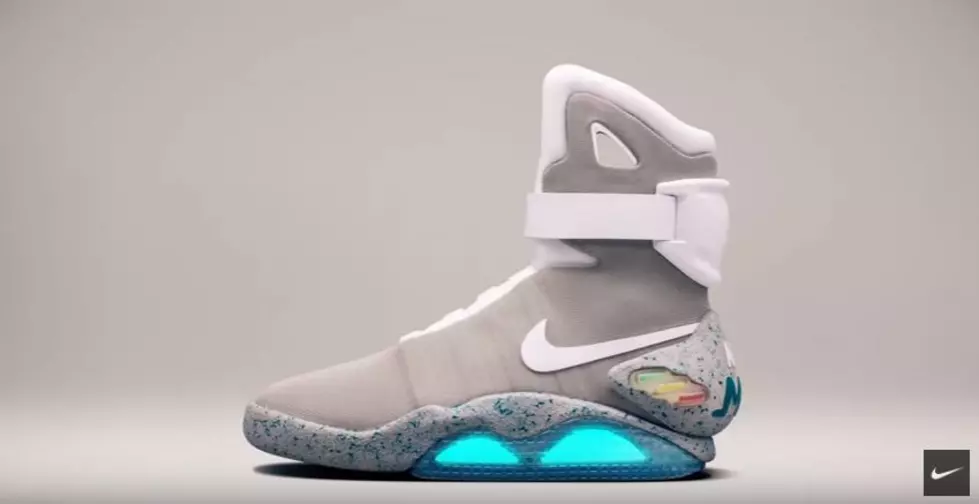 extraer repentino aeropuerto Nike Releases Back to the Future Themed Self-Lacing Sneakers
