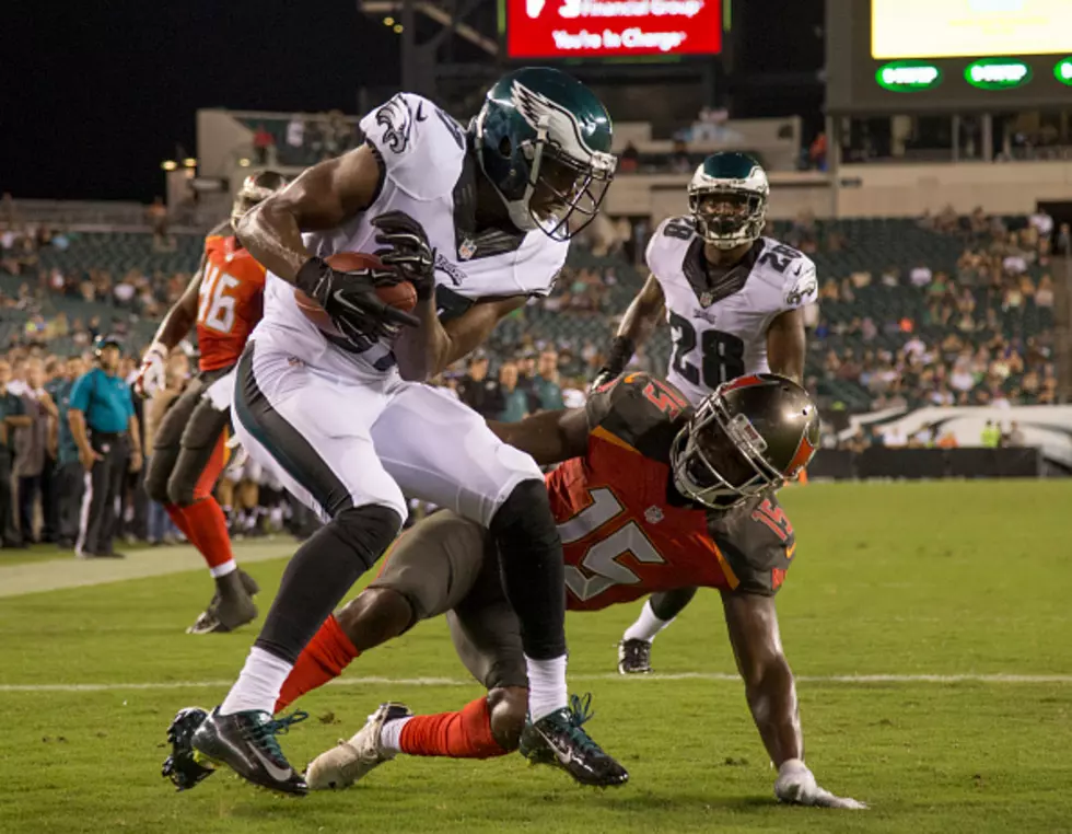 Eagles Elevate Smith to 53-man Roster