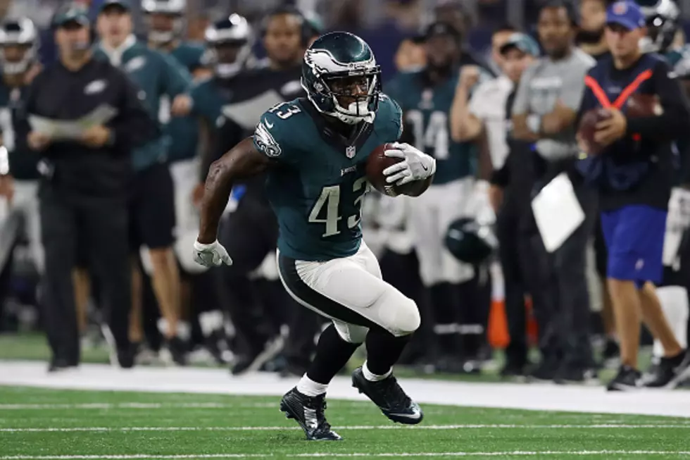 Darren Sproles Injures Wrist vs. Giants, Questionable to Return