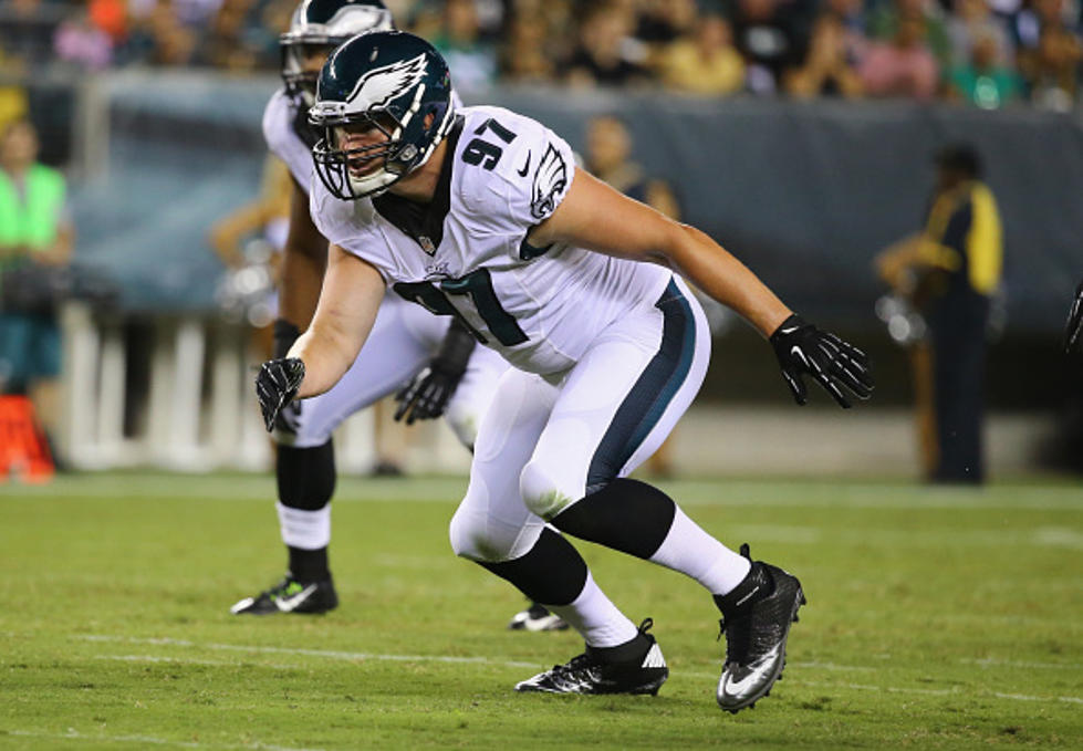 Eagles’ Forgotten Man is Trying to Master the O-Line