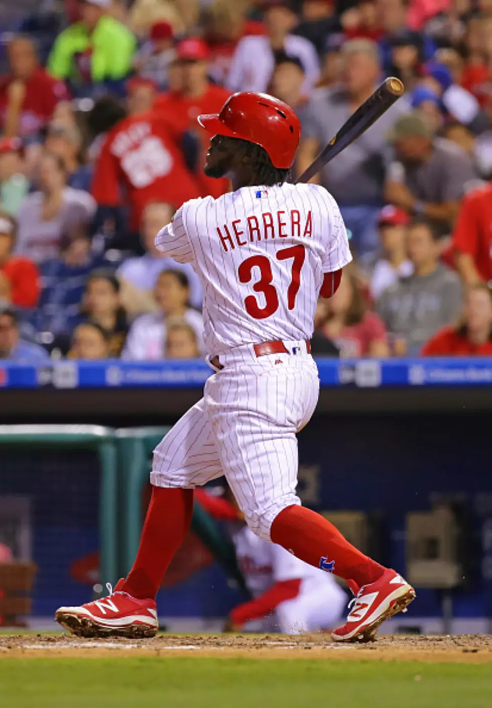 Herrera Returns to Phillies; Altherr is Designated