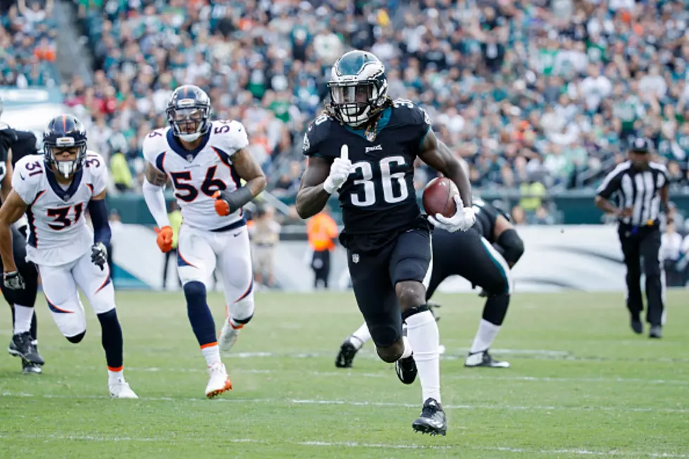 Expect a Bigger Role for Jay Ajayi in Texas Homecoming