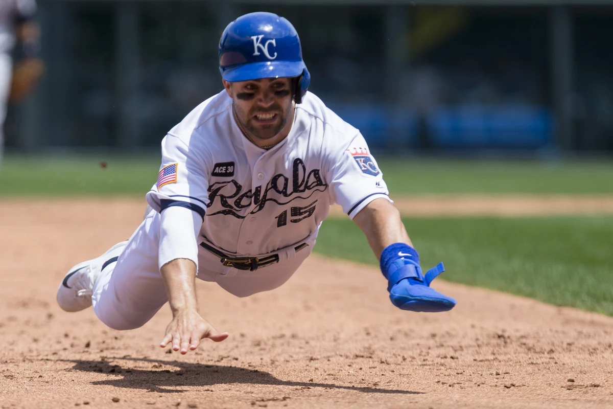 Report Phillies have interest in INF/OF Whit Merrifield