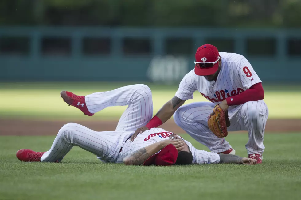 Phillies Place Velasquez on 10-Day DL After Being Struck in Arm