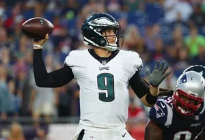 Foles Hopes to Find His Rhythm vs. Falcons