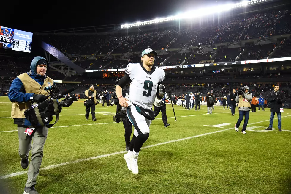 Eagles&#8217; Reward Nick Foles with Bonus