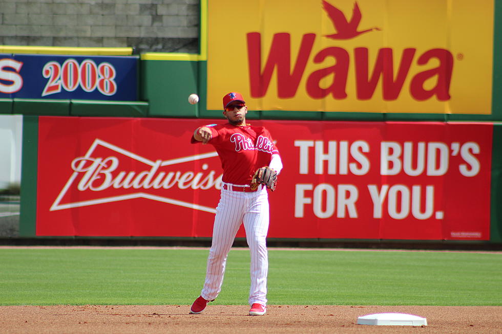 Phillies Second Baseman Hernandez Suffers Latest Injury